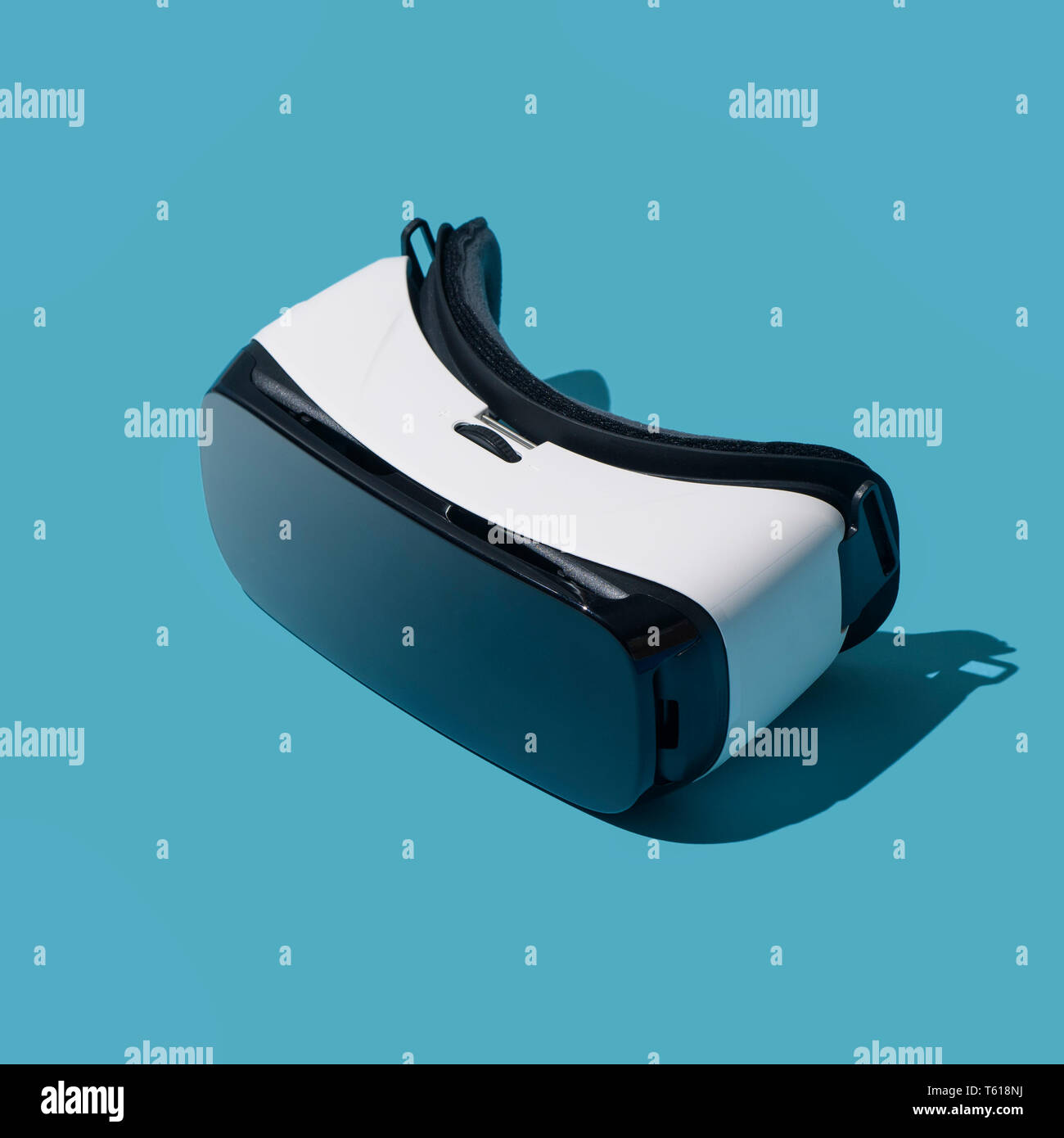 VR headset virtual reality simulation experience equipment Stock Photo