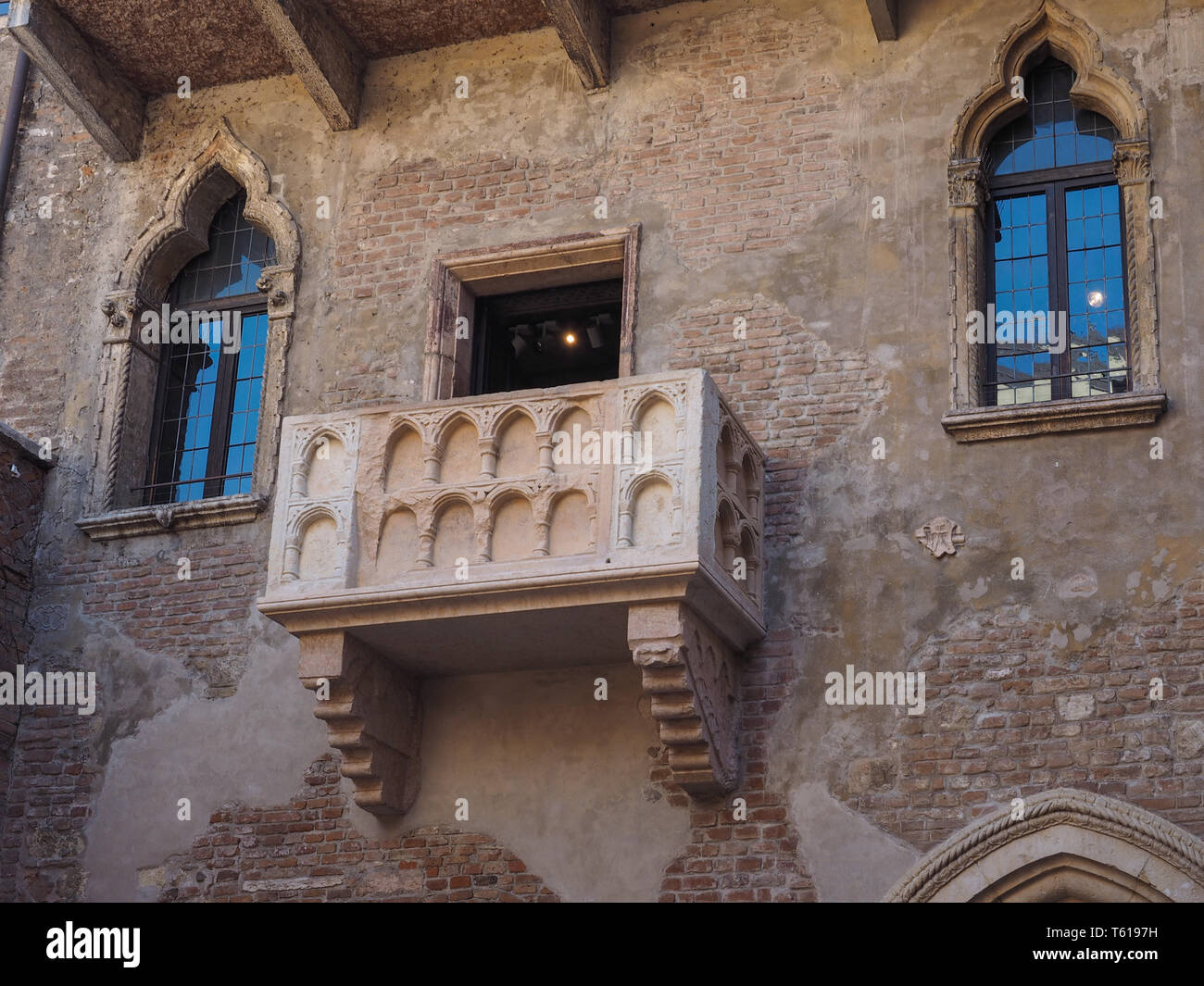 VERONA, ITALY - CIRCA MARCH 2019: House of Juliet Capulet (Giulietta Capuleti) with balcony made famous by William Shakespeare love tragedy Romeo and  Stock Photo