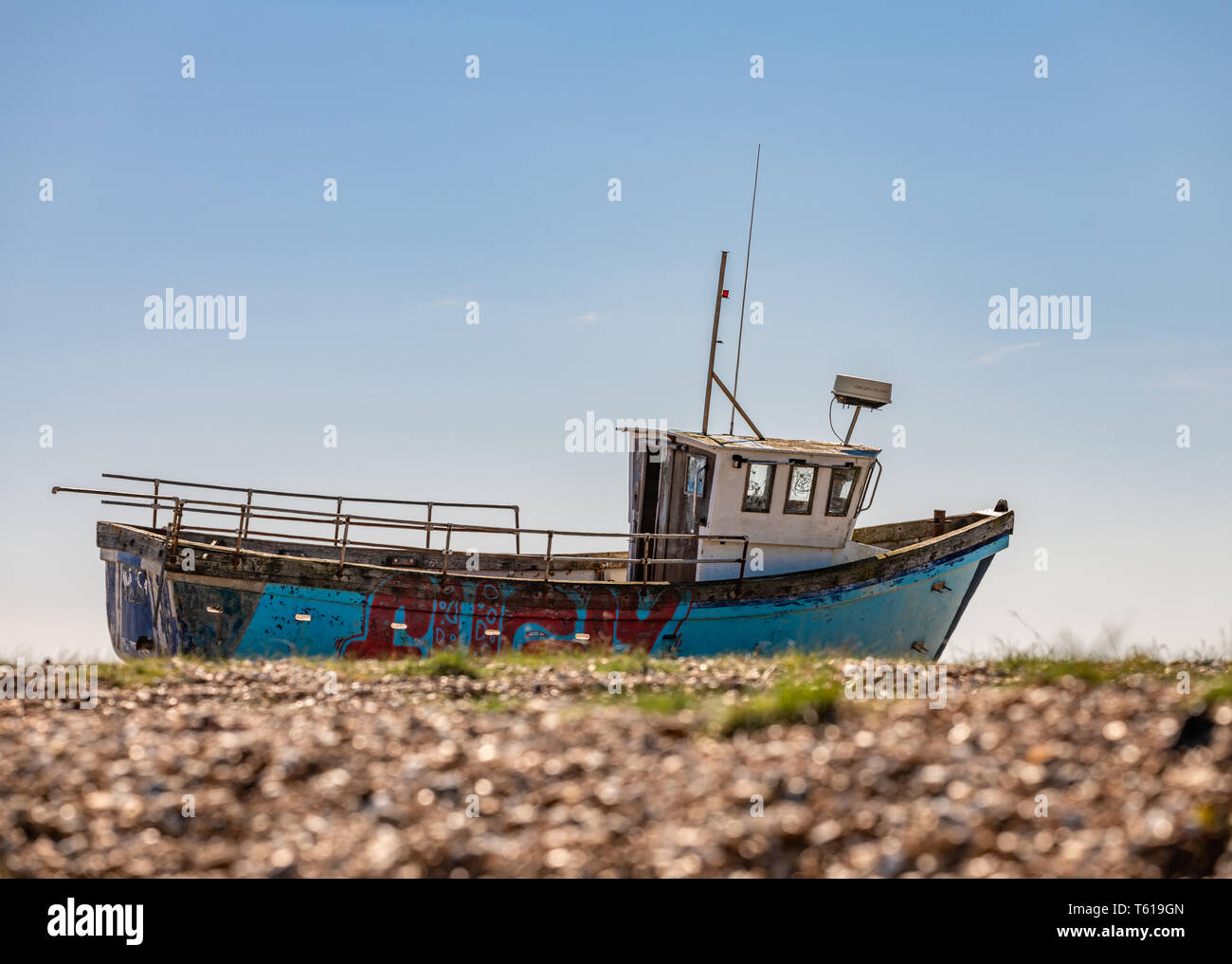 Beached Fishing Boat, Dungeness, Kent, England Stock Photo - Alamy