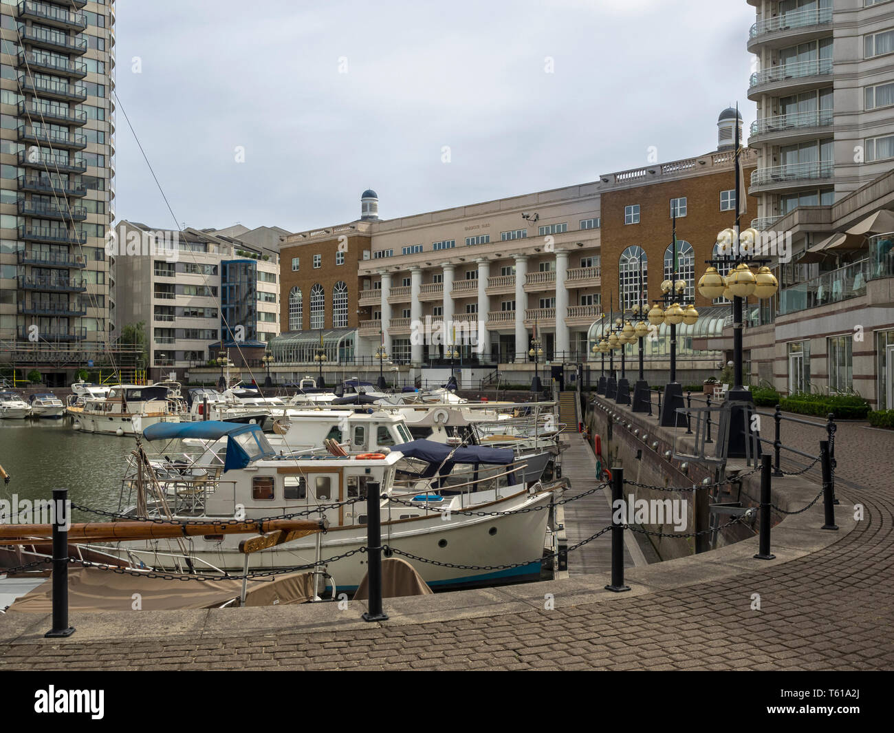 HAMMERMITH & FULHAM, LONDON:  The Chelsea Harbour Development Stock Photo