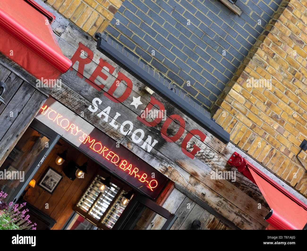 Red dog hoxton square hires stock photography and images Alamy