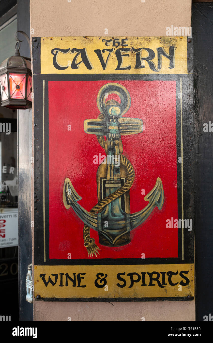 Wine shop sign usa hires stock photography and images Alamy