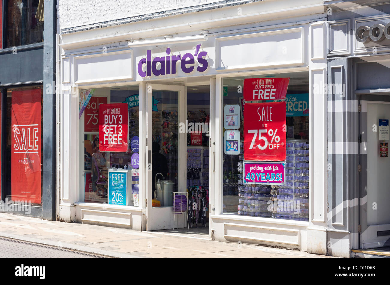 Claires shop hires stock photography and images Alamy