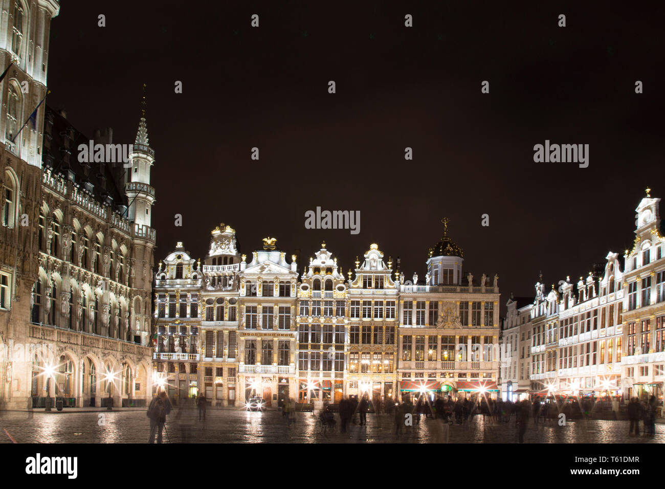 The Grand Place (French, pronounced [ɡʁɑ̃ plas]; 'Grand Square'; also used in English or Grote Markt  is the central square of Brussels. It is surroun Stock Photo