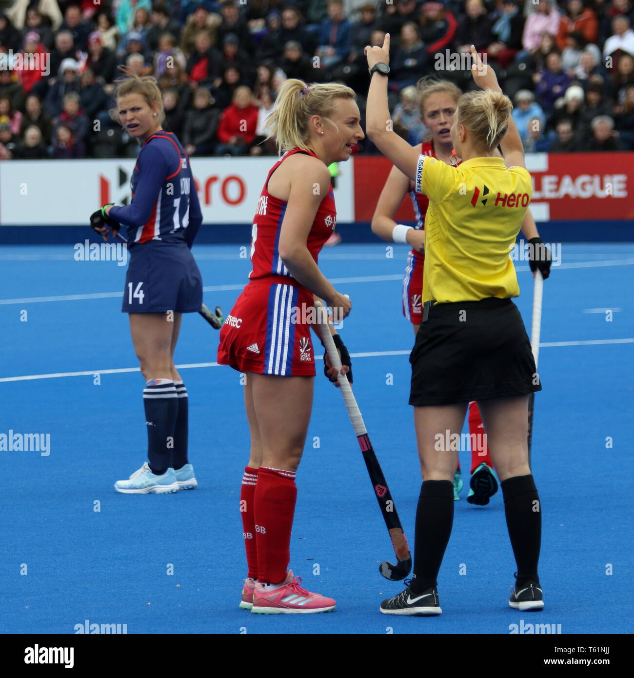 Hannah Martin (GBR) appealing to referee in the 2019 FIH Pro League Great Britain v United States women’s hockey match at the Olympic Park, London Stock Photo
