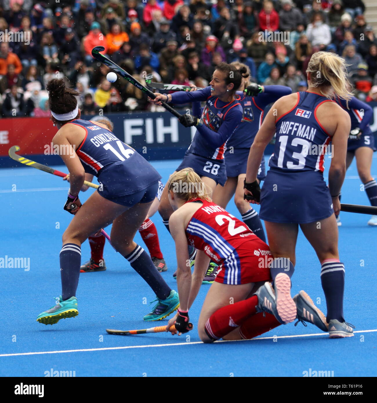 Jo Hunter (GBR) in the 2019 FIH Pro League Great Britain v United States women’s hockey match at Queens Elizabeth Olympic Park, London. Stock Photo