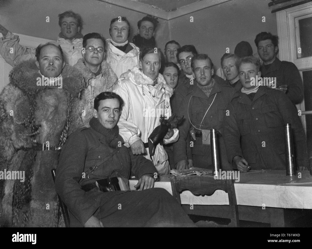 The Winter War. A military conflict between the Soviet union and Finland. It began with a Soviet invasion on november 1939 when Soviet infantery crossed the border on the Karelian Isthmus. About 9500 Swedish voluntary soldiers participated in the war. Swedish voluntary soldiers in their temporary quarterage. January 1940. Photo Kristoffersson ref 102-9 Stock Photo