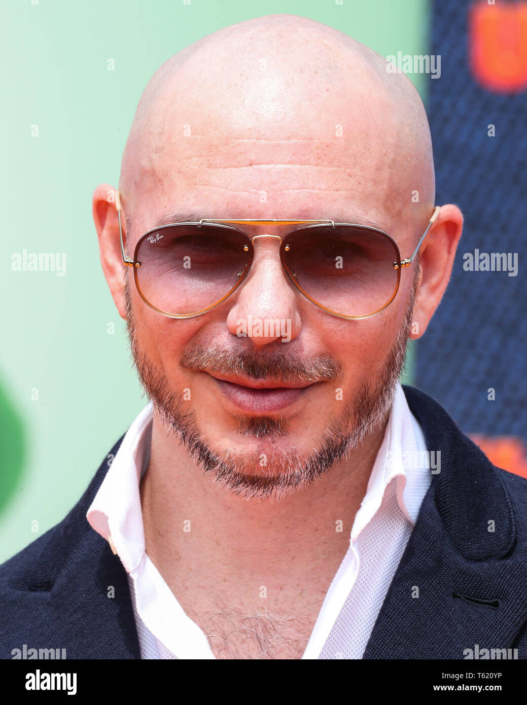 Rapper wife pitbull Is Singer