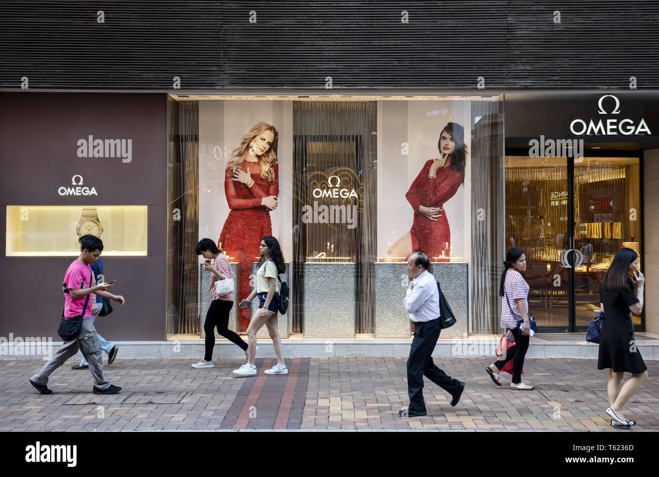 Hong Kong. 26th Apr, 2019. Pedestrians are seen walking past Swiss ...