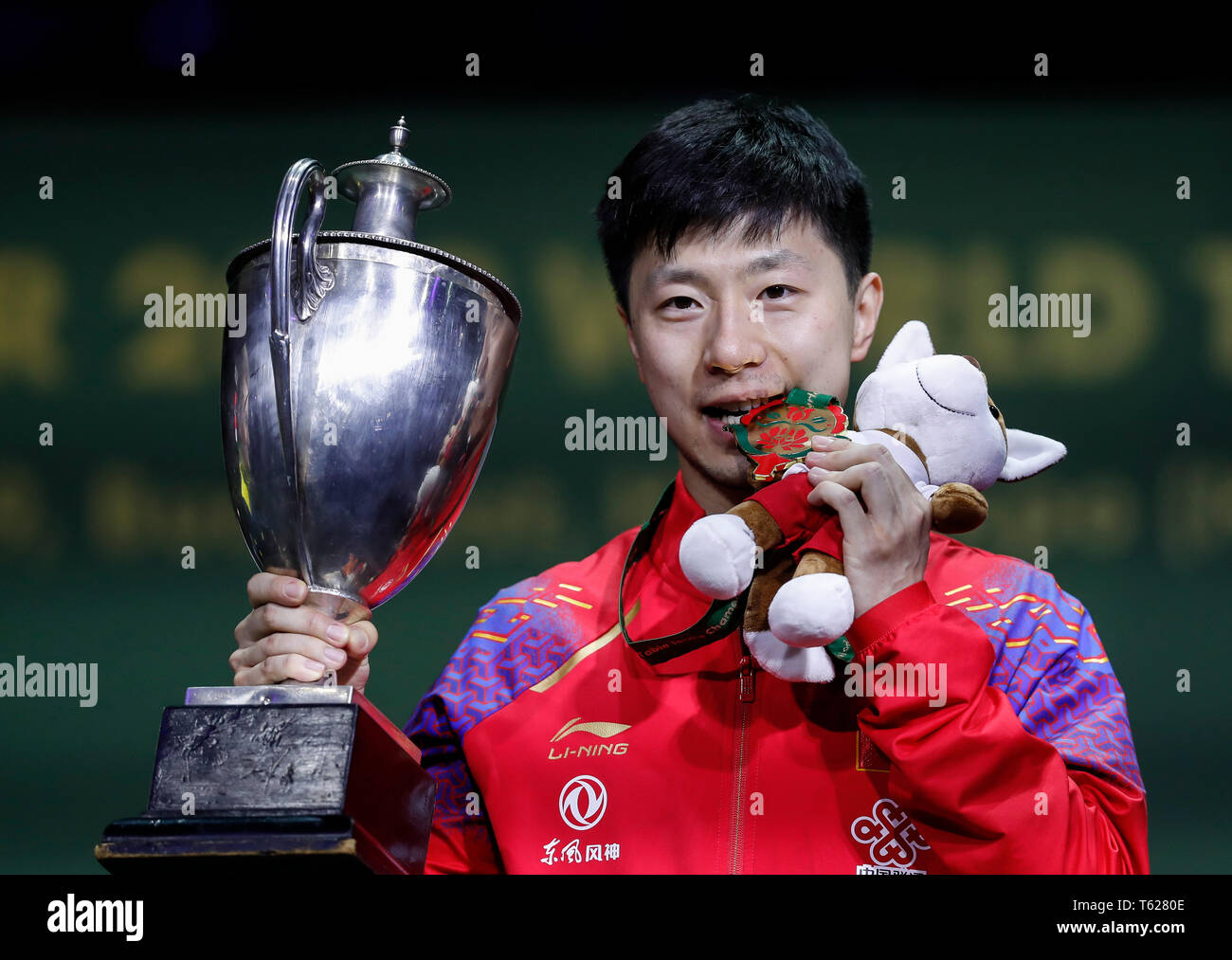 Budapest. 28th Apr, 2019. Ma Long of China poses with the trophy during the  awarding ceremony of the men's singles final match at 2019 ITTF World Table  Tennis Championships in Budapest, Hungary