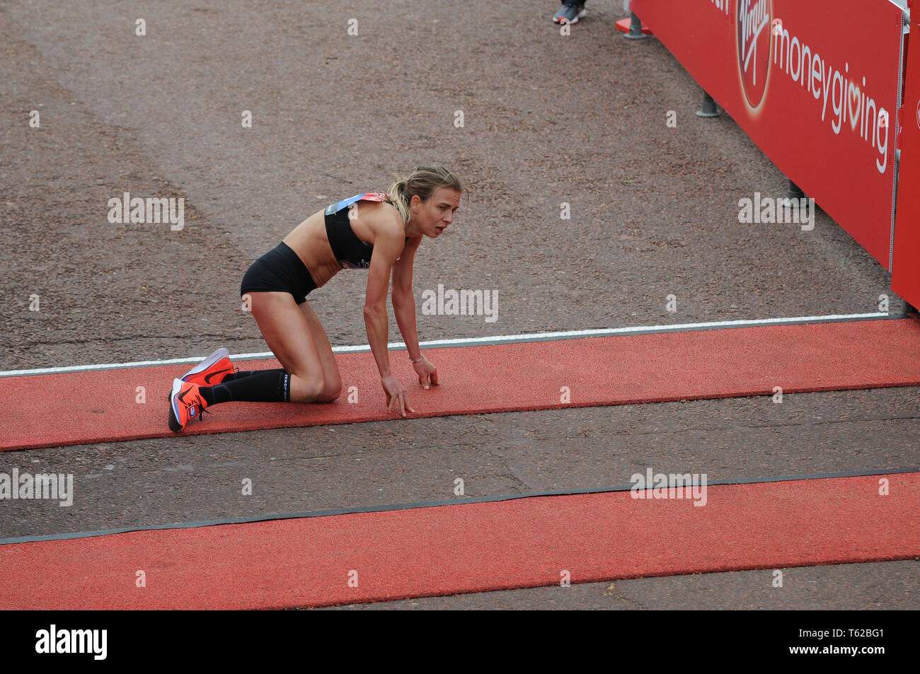 London marathon collapse hires stock photography and images Alamy