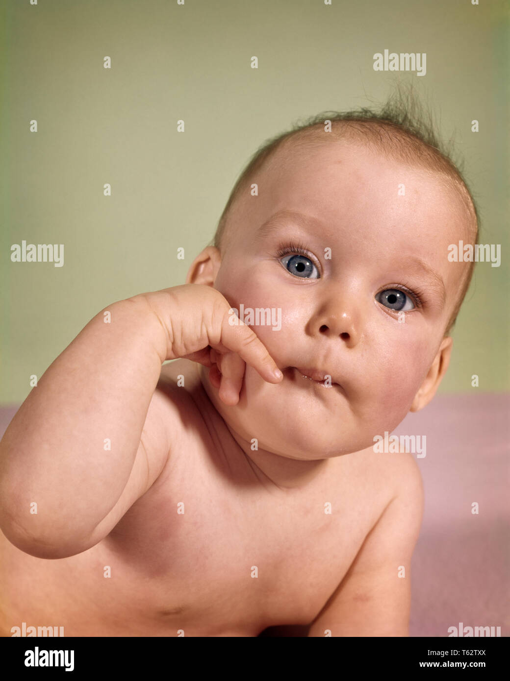 Quizzical expression 1960s hires stock photography and images Alamy