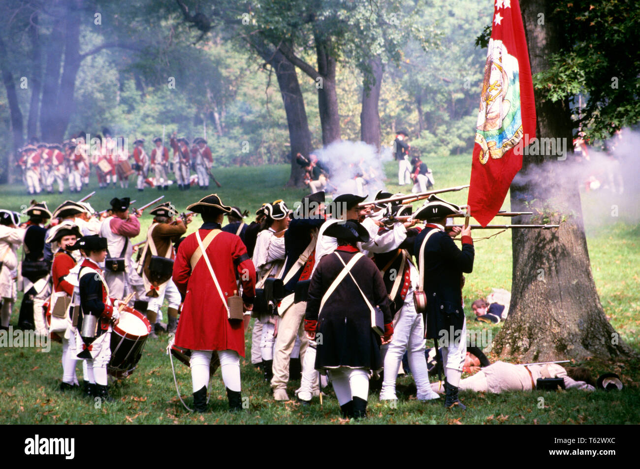 HISTORICAL REENACTMENT OF BATTLE OF BRANDYWINE SEPTEMBER 11 1777 AMERICAN REVOLUTIONARY WAR CHADDS FORD PA USA - kh12948 MCG002 HARS STRATEGY PA RECREATION NORTHEAST 1776 UNIFORMS WAR OF INDEPENDENCE COMMONWEALTH MID-ATLANTIC REGION MOTION BLUR EAST COAST KEYSTONE STATE REENACTORS REVOLT AMERICAN REVOLUTIONARY WAR 1770s AMERICAN REVOLUTION BRITISH VICTORY COLONIES CONFLICTING COOPERATION REENACTMENT BATTLING OLD FASHIONED Stock Photo