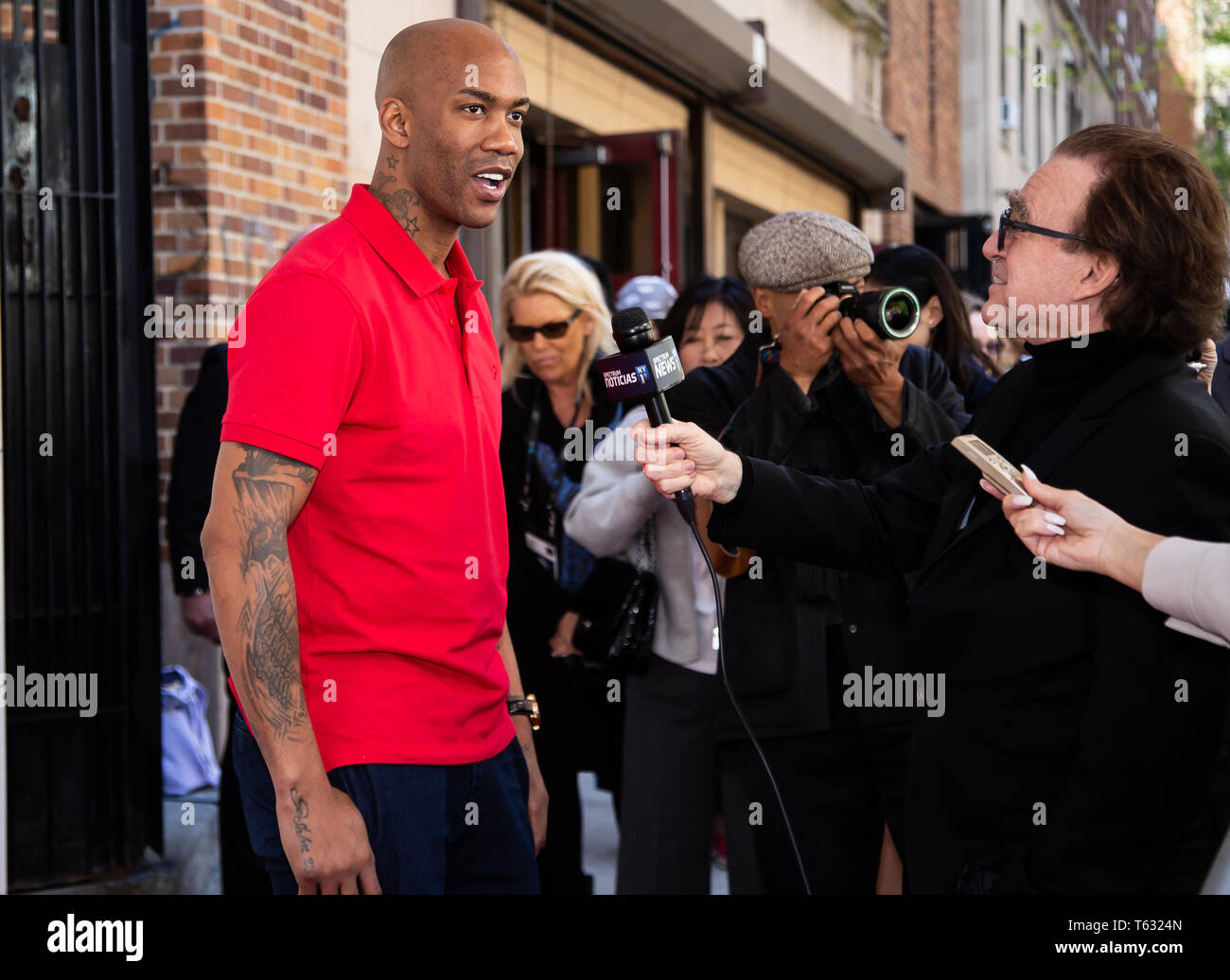 manhattan-new-york-usa-april-27-2019-red-carpet-before-premiere