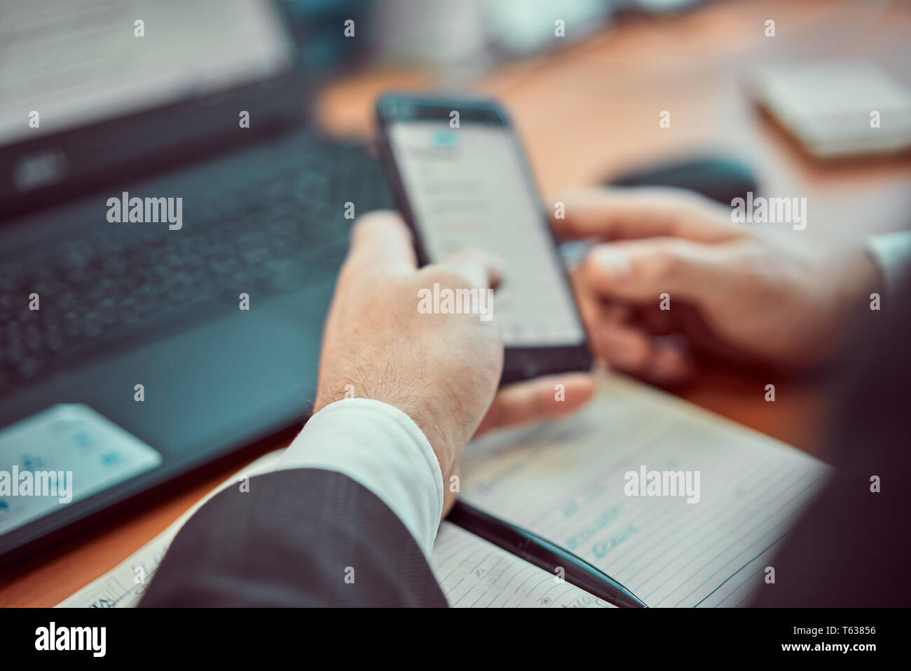 Sweating office hi-res stock photography and images - Alamy