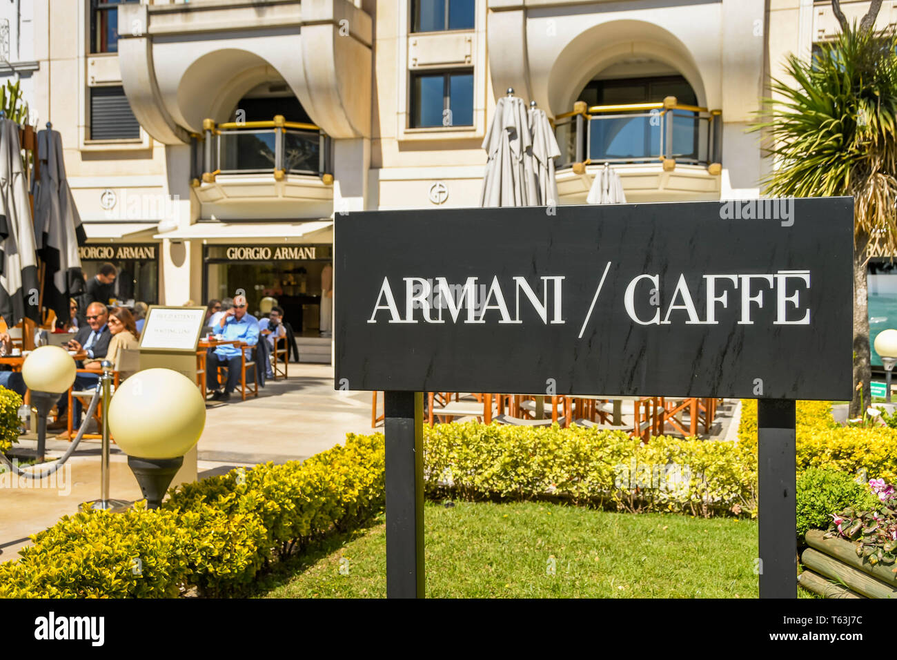 armani cafe