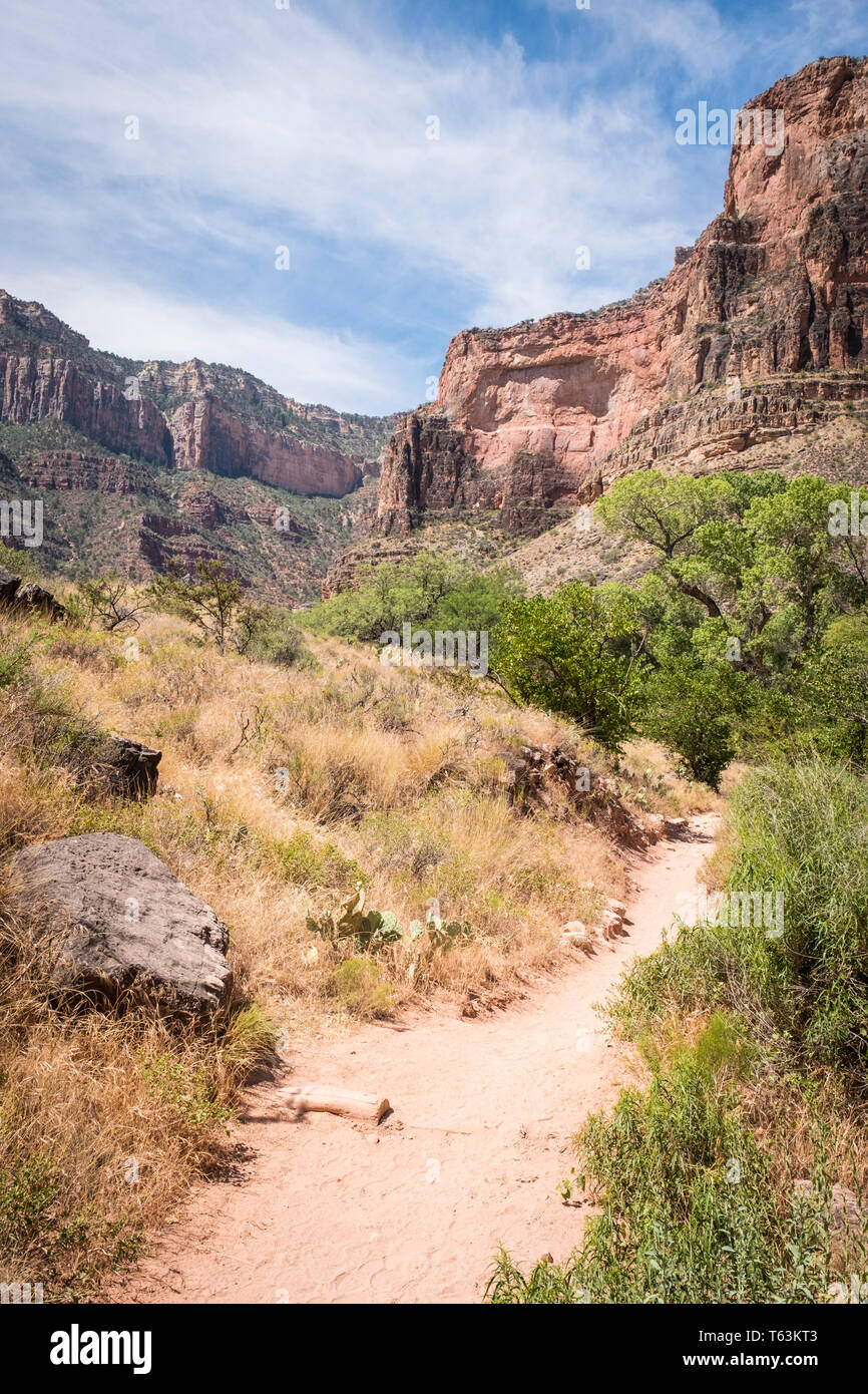 Marked dirt track leading to Indian Garden and the South Rim from Plateau Point at Grand Canyon National Park, Arizona, USA Stock Photo