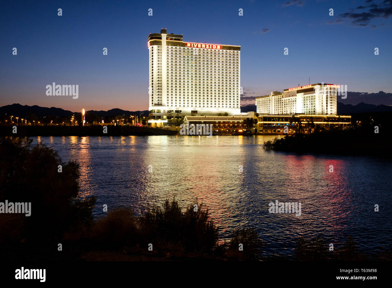 Don Laughlin's Riverside Resort Hotel and Casino building next to the Colorado River in Laughlin, Nevada, USA Stock Photo