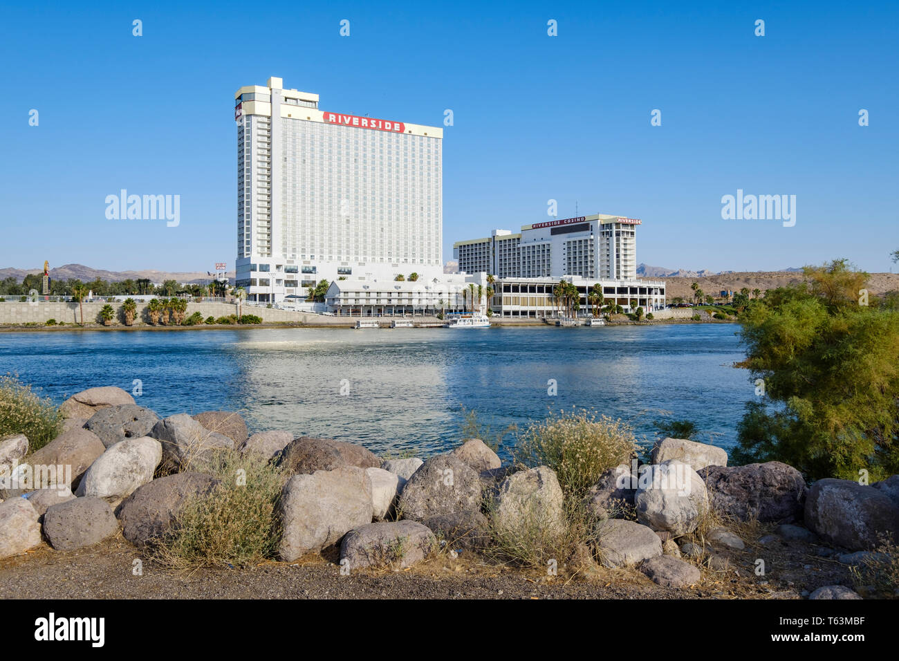 Don Laughlin's Riverside Resort Hotel and Casino building next to the Colorado River in Laughlin, Nevada, USA Stock Photo - Alamy Don Laughlin'S Riverside Resort Hotel And Casino Building Next To The Colorado River In Laughlin, Nevada, Usa Stock Photo - Alamy