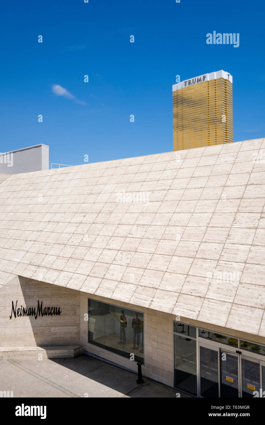 Trump international hotel las vegas hi-res stock photography and images ...