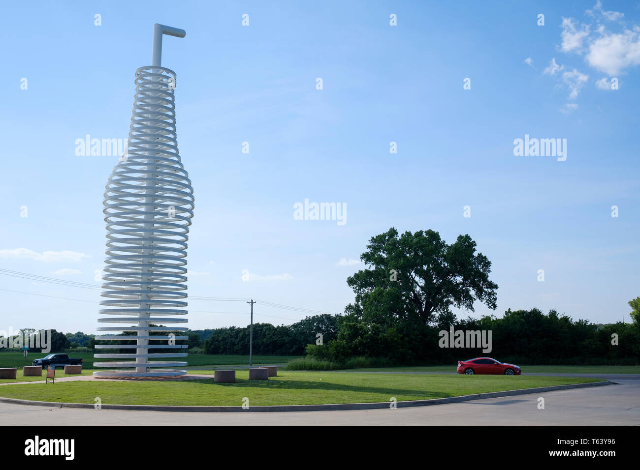 Roadside attraction Pops restaurant on U.S. Route 66 in Arcadia