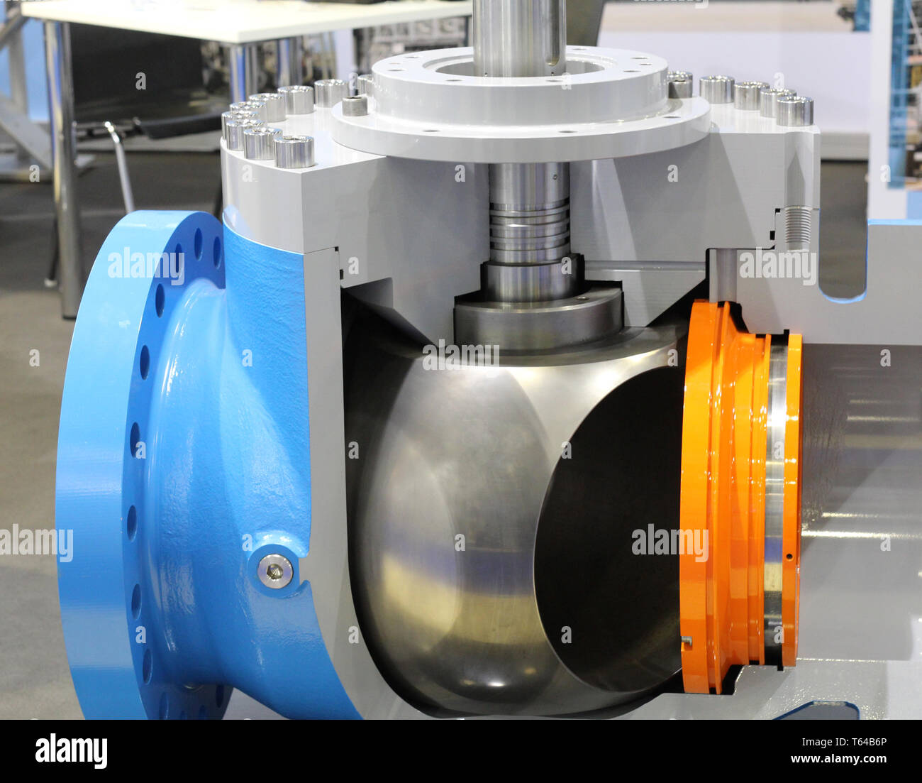 Valves regulating and locking regulating. Gate valves. Ball valves