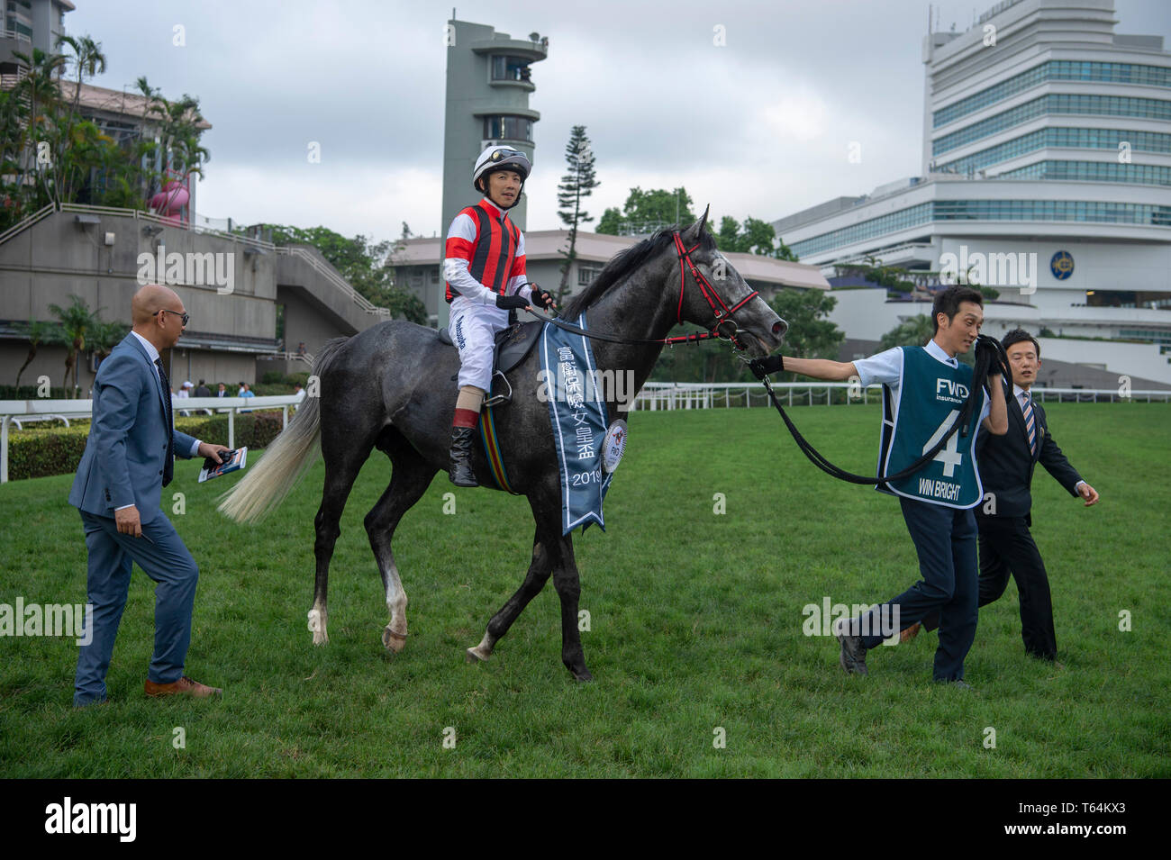 28Win.day Khám Phá Nền Tảng Cá Cược Trực Tuyến Đáng Tin Cậy - Đánh Giá Toàn Diện & Chi Tiết