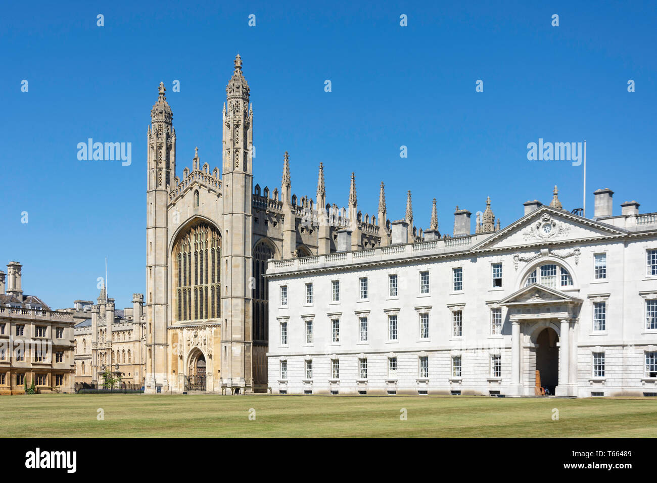 King's College Chapel and the Gibbs' Building, King's College, Cambridge, Cambridgeshire, England, United Kingdom Stock Photo