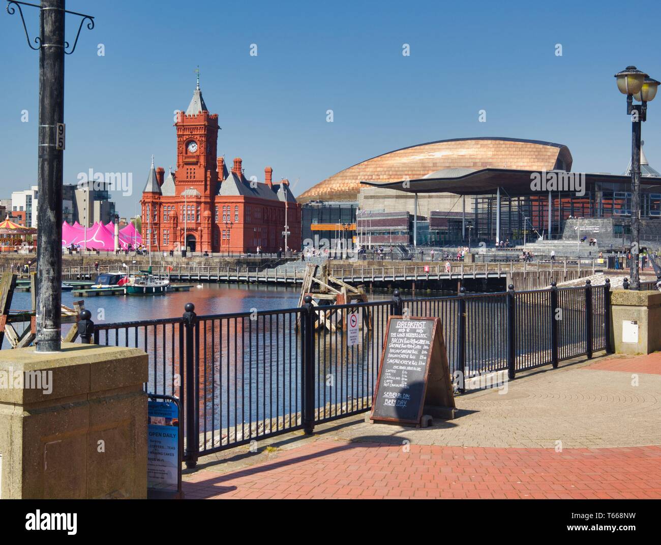 Cardiff Bay with landmarks. National Assembly for Wales, Pierhead building and the Wales Millennium Centre, Cardiff, Wales, United Kingdom Stock Photo