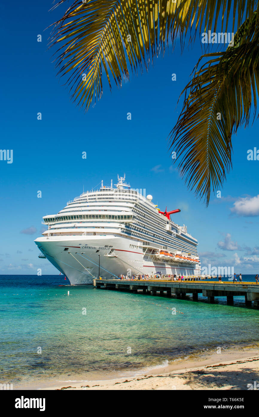 Cruise ship at Grand Turk Cruise Port, Grand Turk Island, Turks and Caicos Islands, Caribbean. Stock Photo