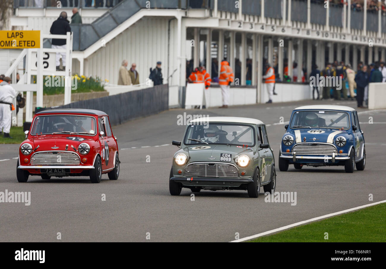 Mini Saloon Racing The Betty Richmond Trophy race for mini saloons and variants at the ...