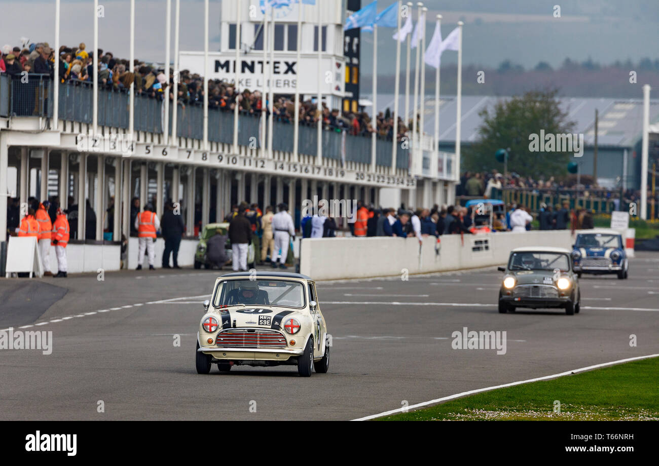 Mini Saloon Racing The Betty Richmond Trophy race for mini saloons and variants at the ...