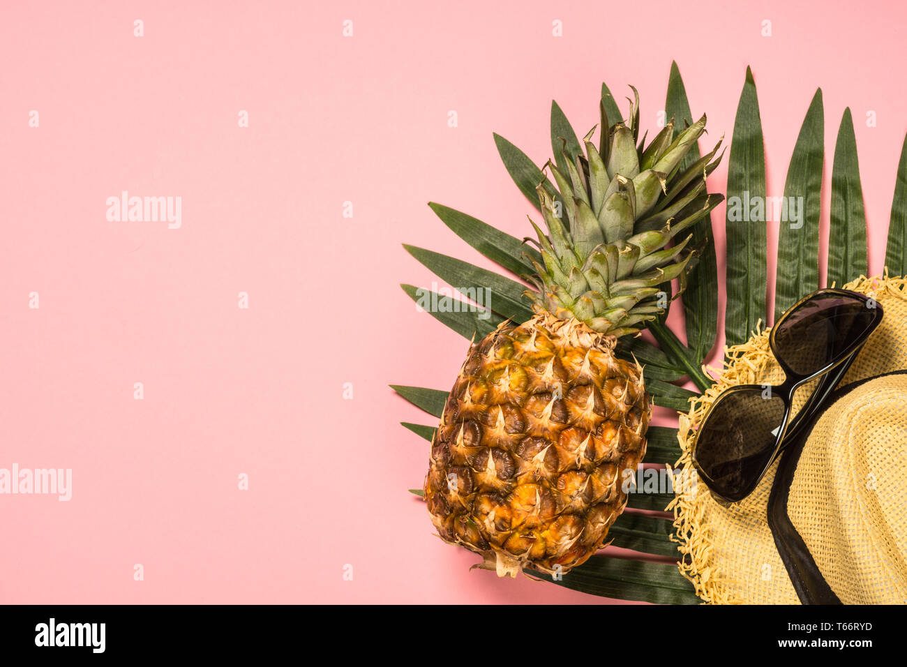 Summer holiday flat lay background on pink Stock Photo - Alamy