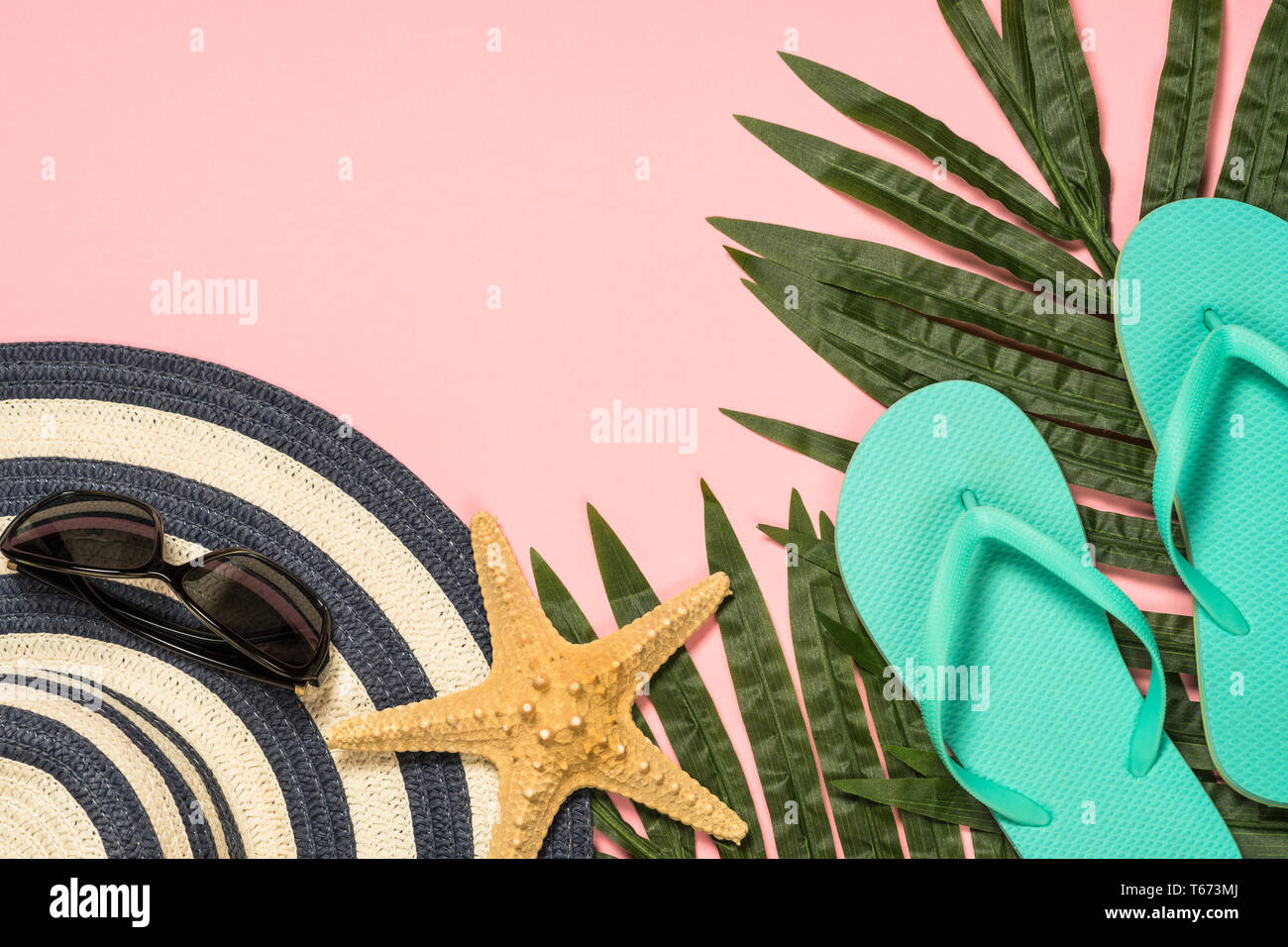 Summer flat lay background on pink Stock Photo - Alamy
