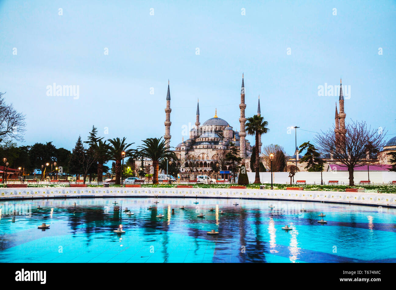 Sultan Ahmed Mosque (Blue Mosque) in Istanbul Stock Photo - Alamy