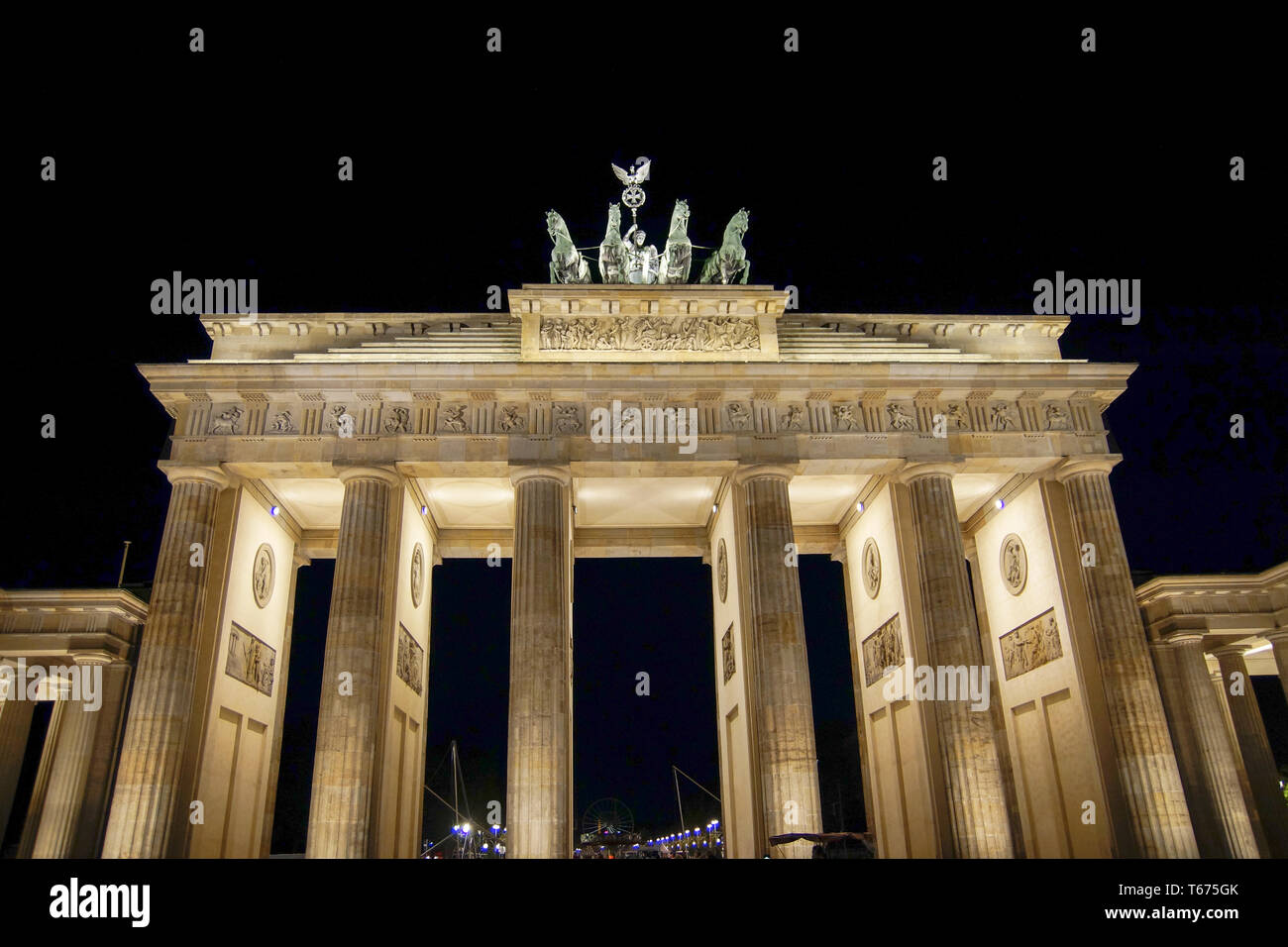 Berlin separated city hi-res stock photography and images - Alamy