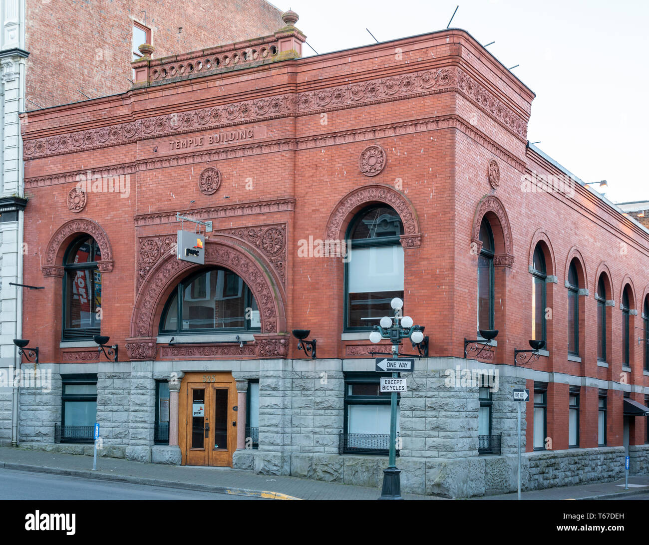 The Temple Building on Fort Street in Victoria, British Columbia