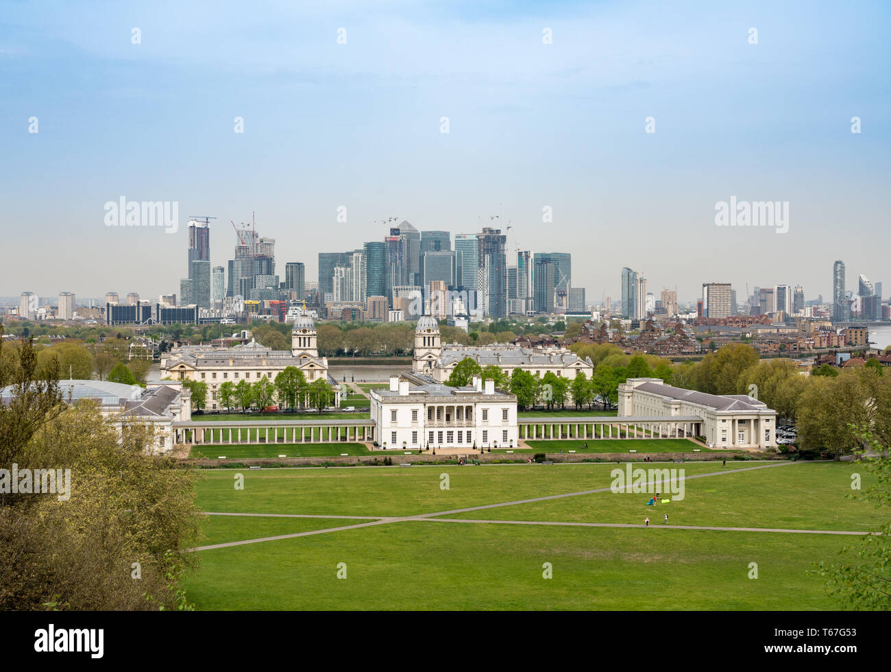 Queens House in Greenwich with Canary Wharf Stock Photo