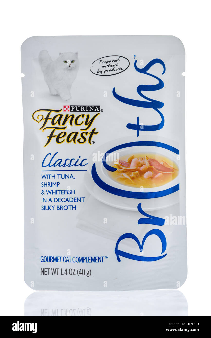 Purina fancy feast broths sales