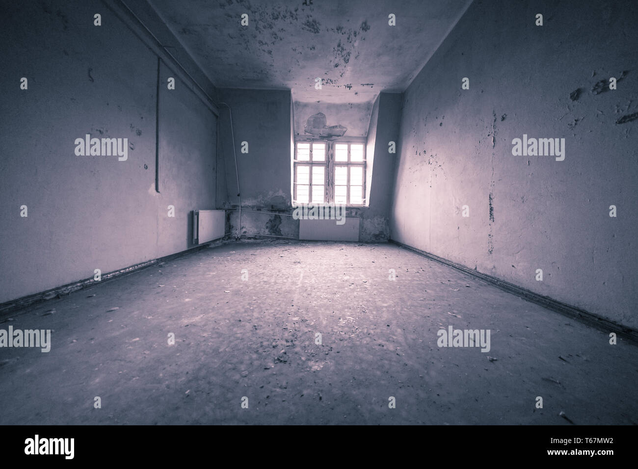empty dirty grunge interior with vintage color filter Stock Photo - Alamy