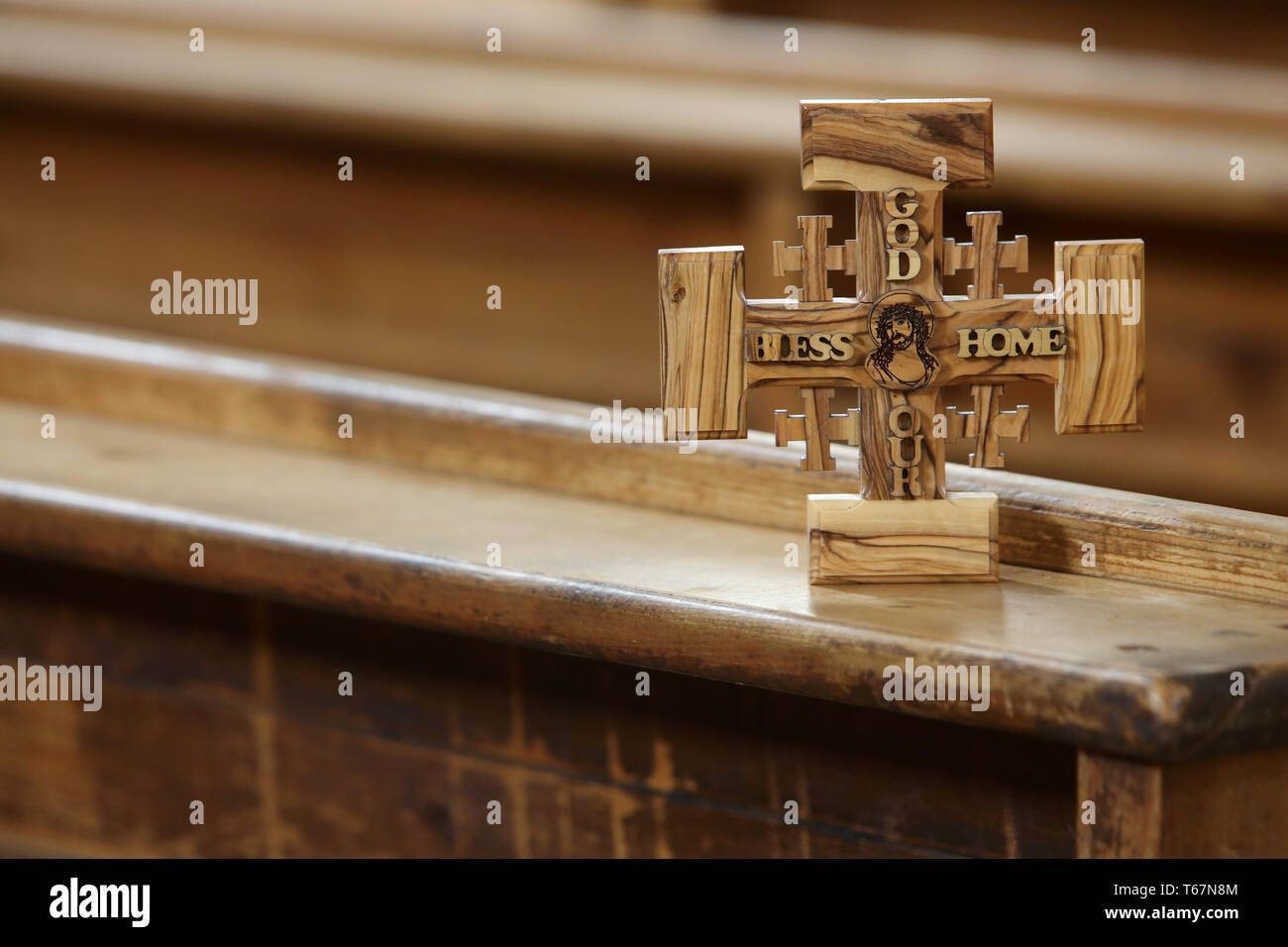 Croix De Jérusalem En Bois D'olivier - Symbole Religieux Ou Décoratif - Neuf Avec étiquettes