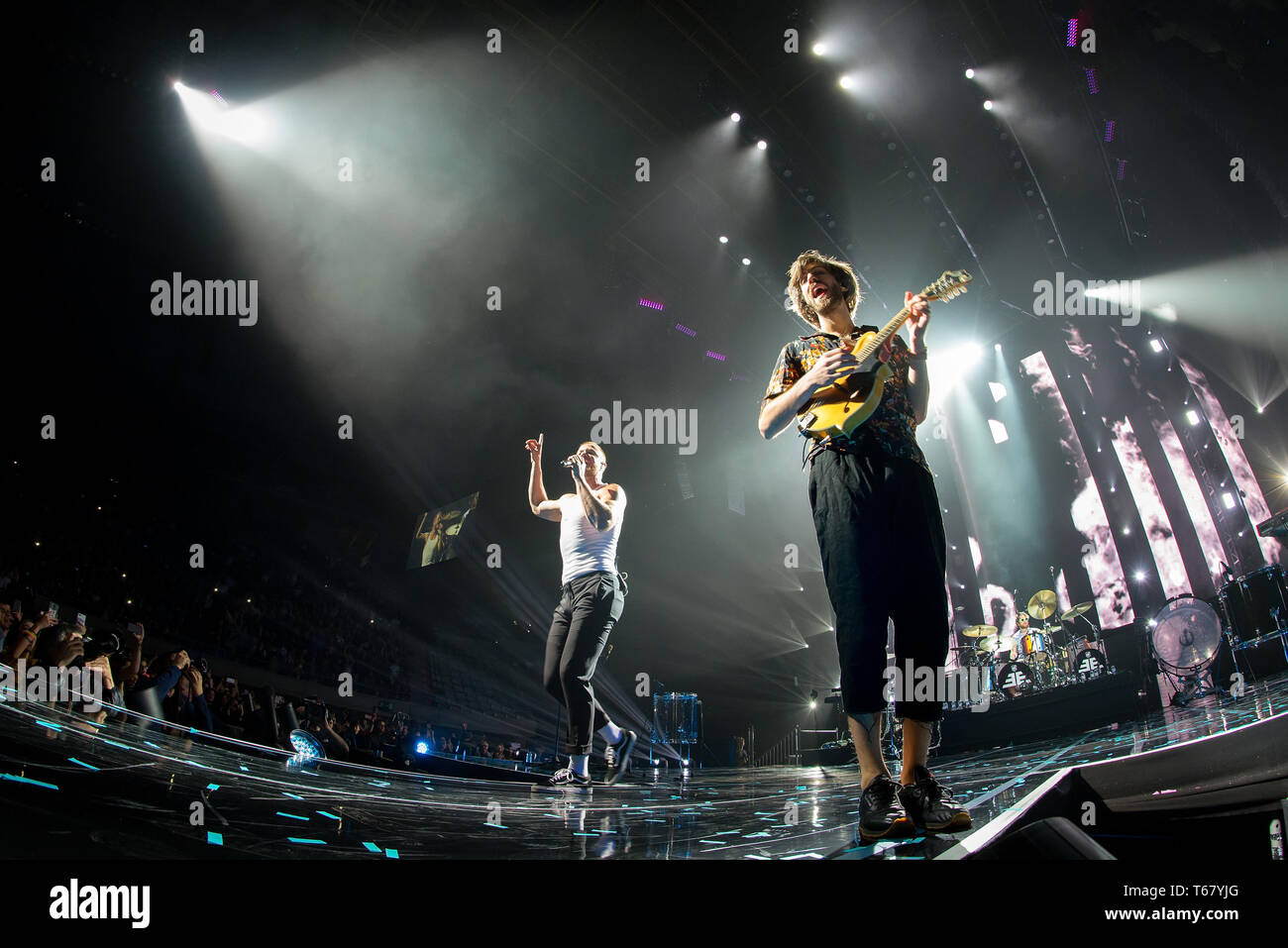 Imagine dragons band hi-res stock photography and images - Alamy