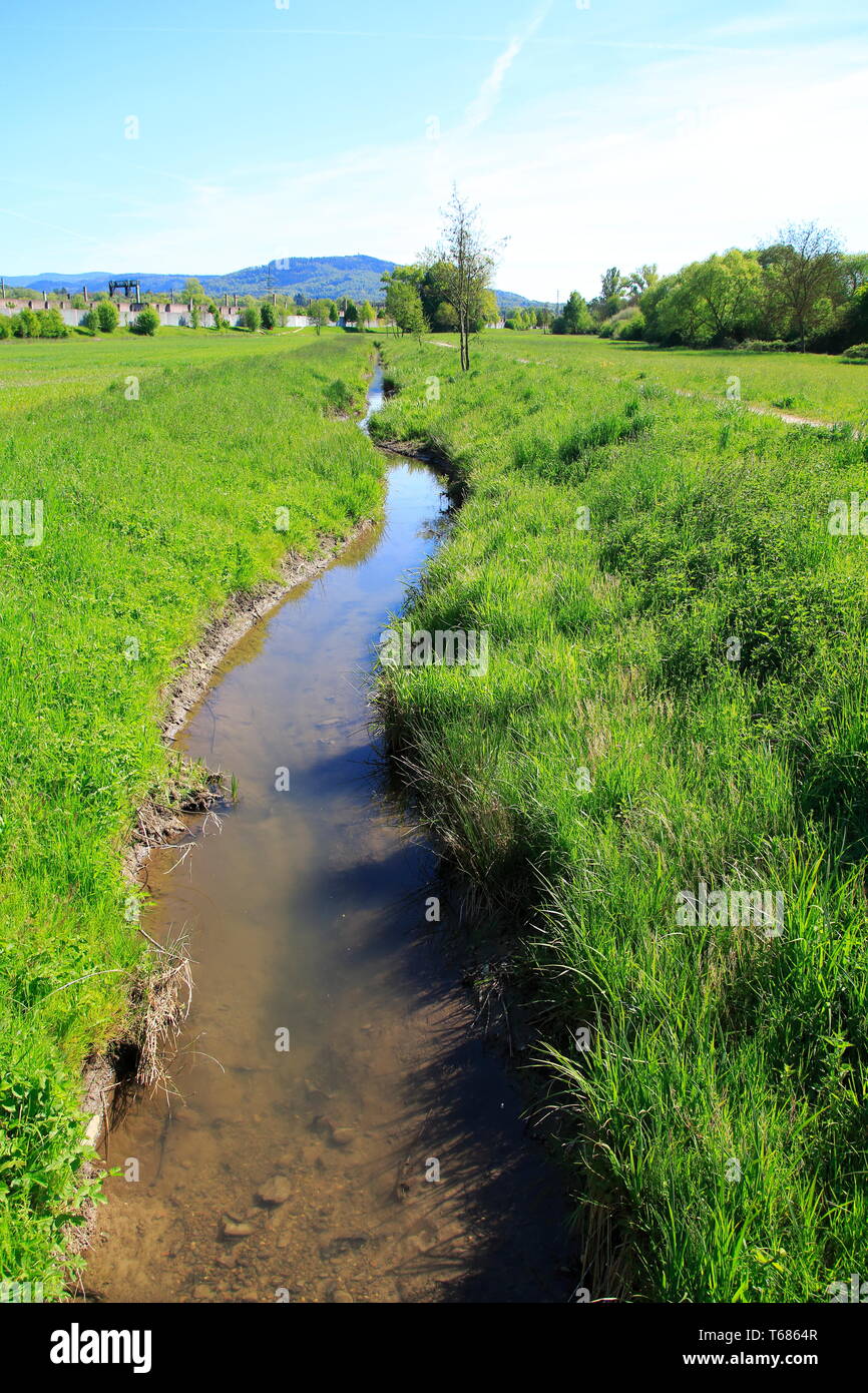 Ooser Landgraben, Fluß durch Sandweier einem Ortsteil von Baden-Baden Stock Photo