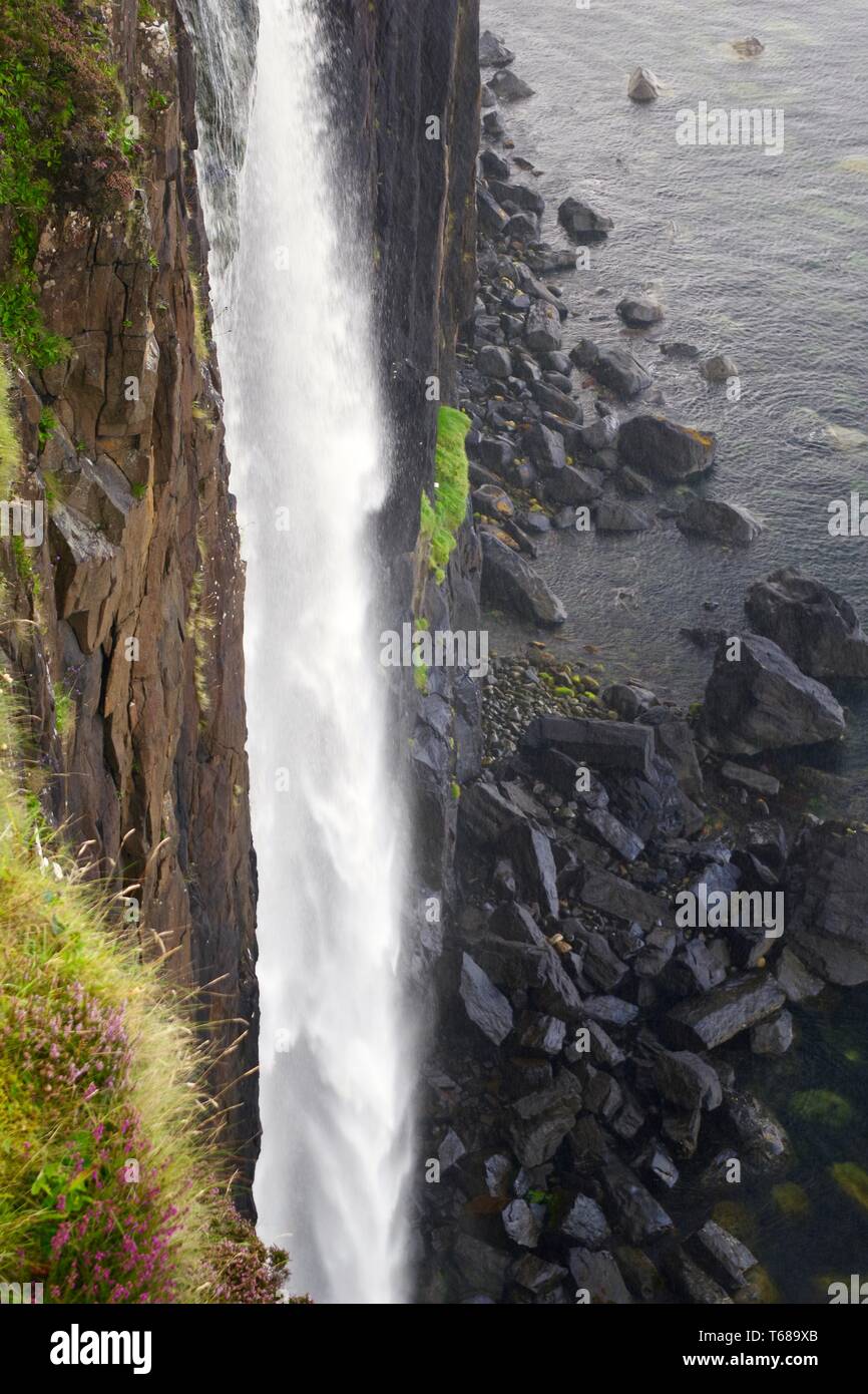 Kilt Rock and Mealt Falls. Isle of Skye, Scotland, UK Stock Photo - Alamy
