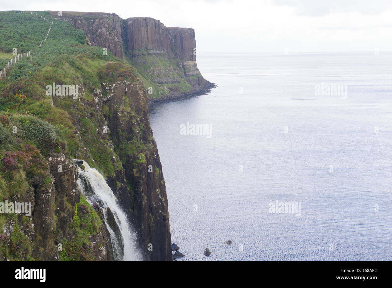 Kilt Rock and Mealt Falls. Isle of Skye, Scotland, UK Stock Photo - Alamy