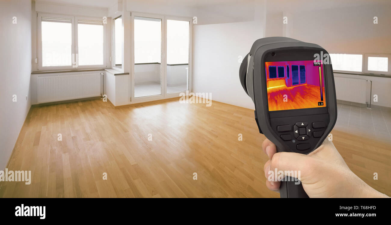 https://c8.alamy.com/comp/T68HFD/heat-leak-detection-T68HFD.jpg