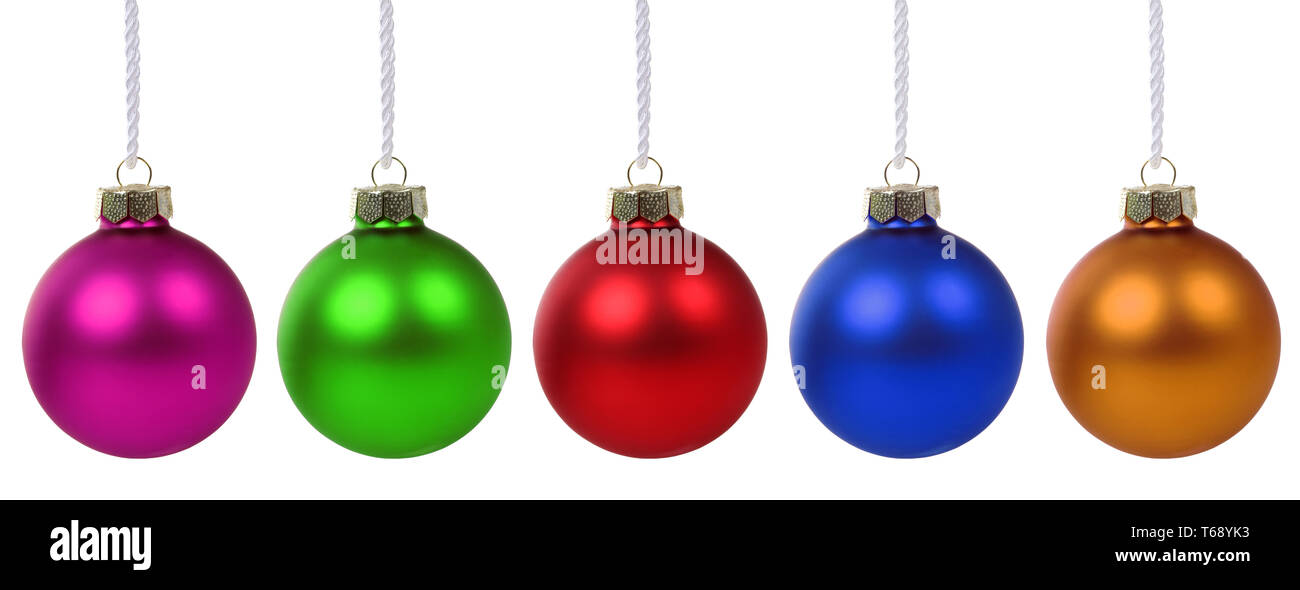 Bunte Weihnachtskugeln Weihnachten in einer Reihe Freisteller Stock Photo Alamy