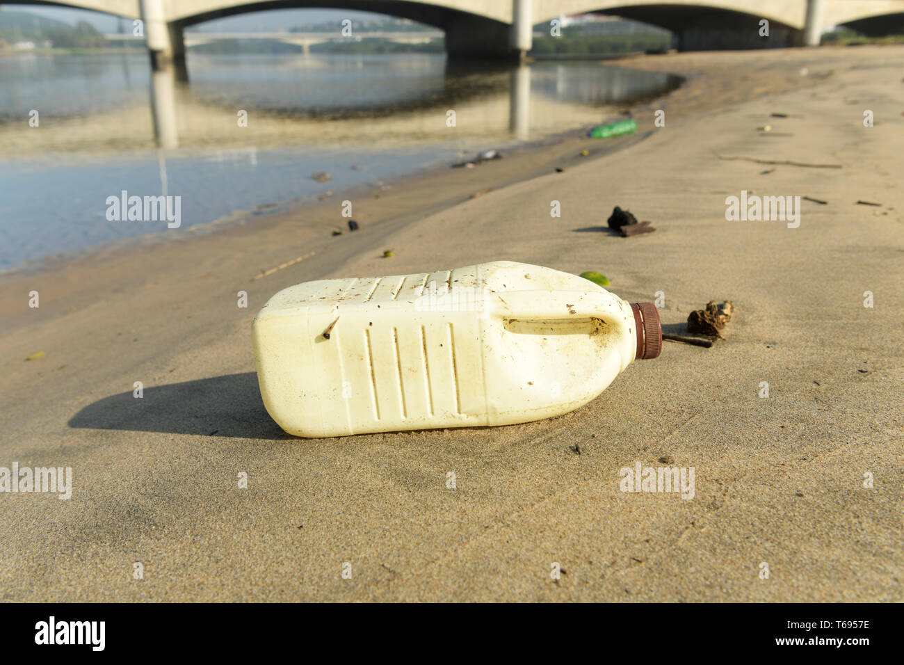 Durban, KwaZuluNatal, South Africa, plastic pollution, food packaging