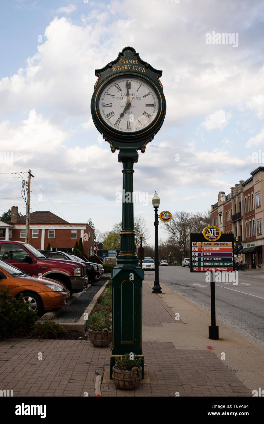 The Rotary Club clock in the Arts and Design District on West Main Street  in downtown Carmel, Indiana, USA Stock Photo - Alamy