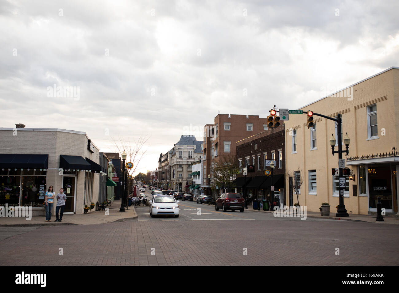 The intersection of West Main Street and Rangeline Road in the Arts and